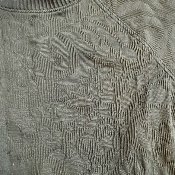 Lululemon Shirt Womens XS 2-4 Floral Textured Rest Less Long Sleeve Top Black - Picture 2 of 7